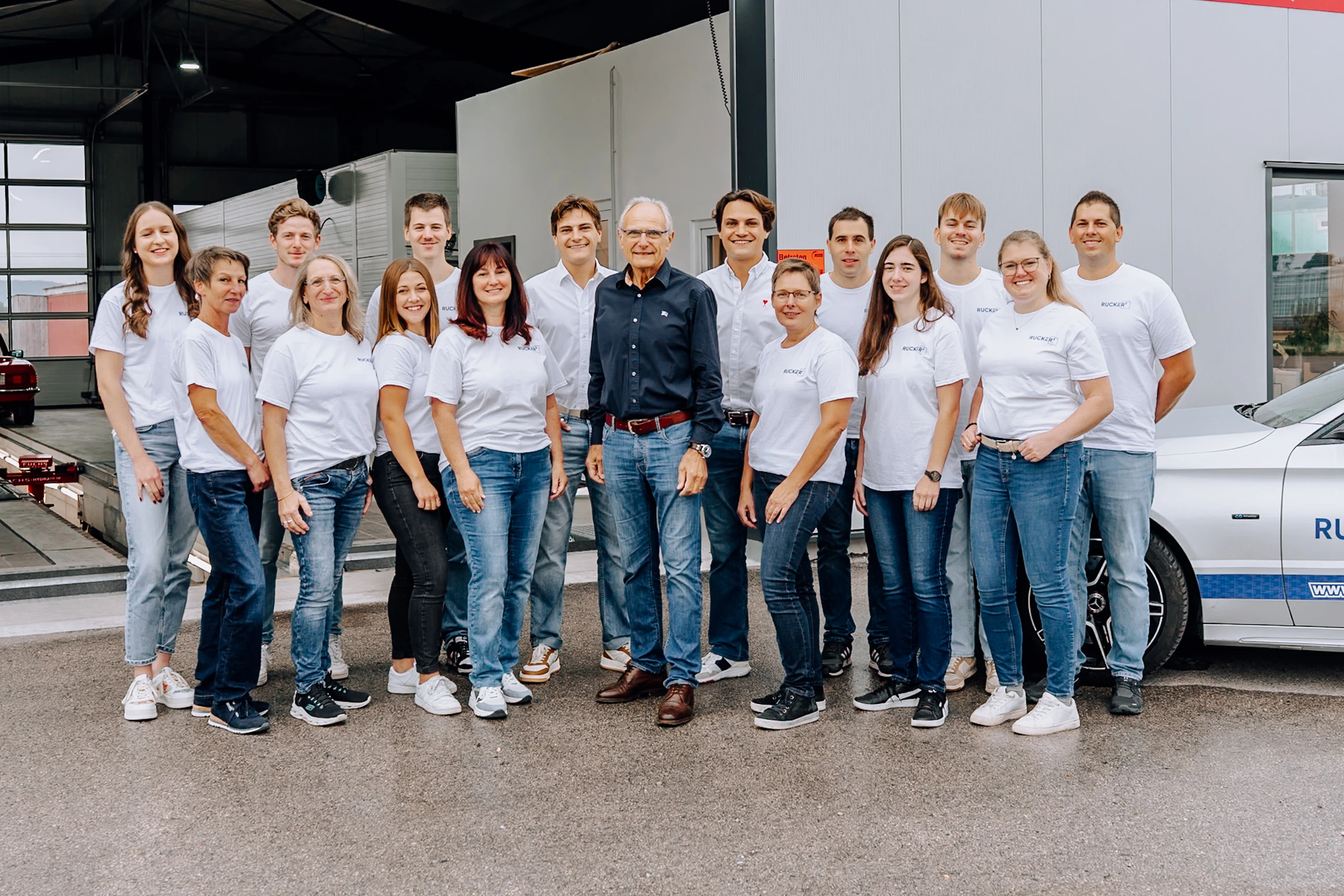 Ihr Team von Rucker SV, Ihr kompetenter Kfz-Sachverständiger für Augsburg